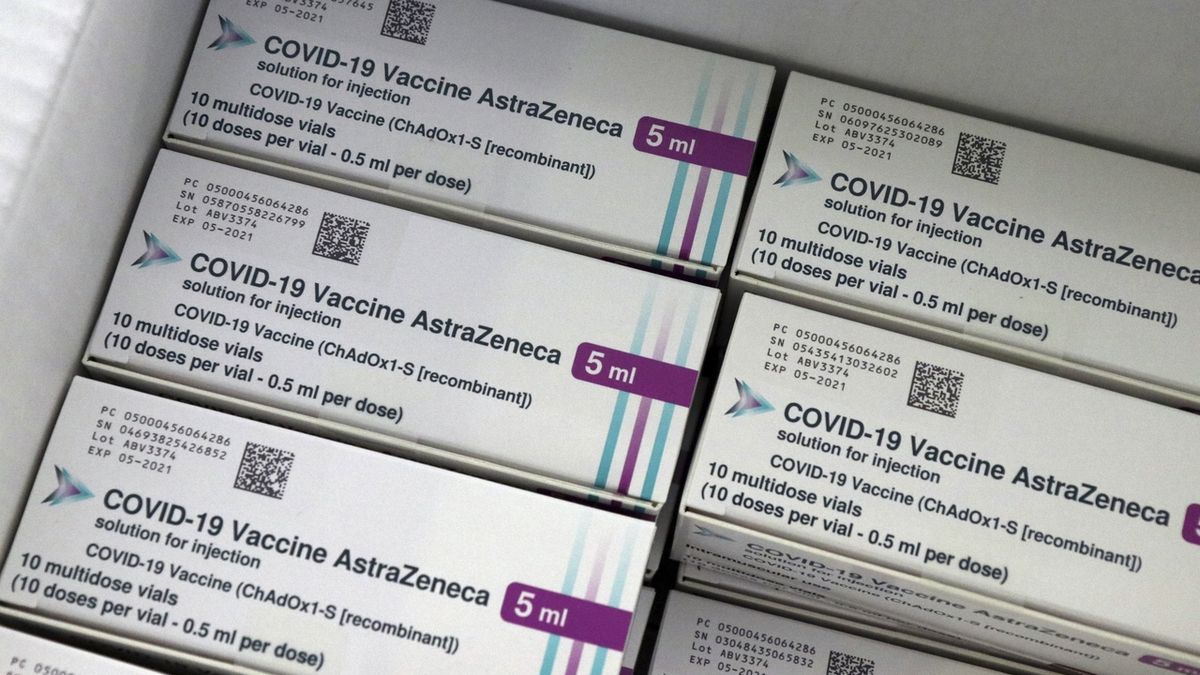 Tři norští zdravotníci byli po očkování AstraZenekou hospitalizováni kvůli krvácení